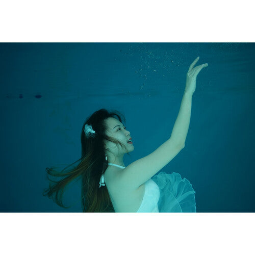 Luz de mergulho Godox WT40R RGB (15")